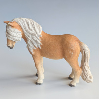Б.в. Ісландський поні Schleich 13790