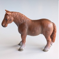 Б.в. Важковоз жеребець Schleich 13244