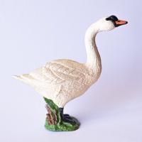 Лебідь Maia & Borges 14001