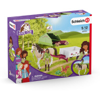Кемпінг з Сарою та її конячкою Schleich 42533