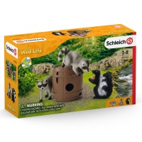 Набір Гра з горіхом: єноти та скунс Schleich 42532